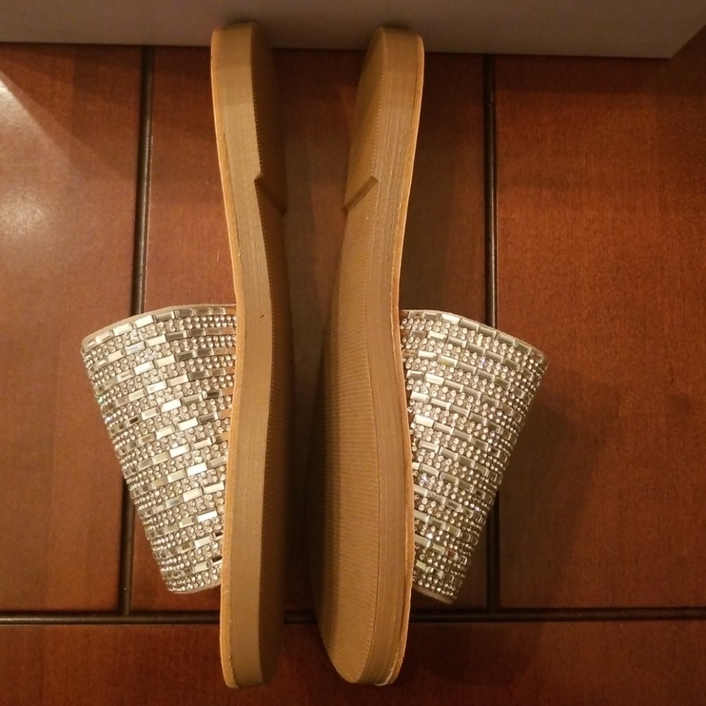 ๐๏ธ Womens Madden Girl Sandals - Picture 3 of 4